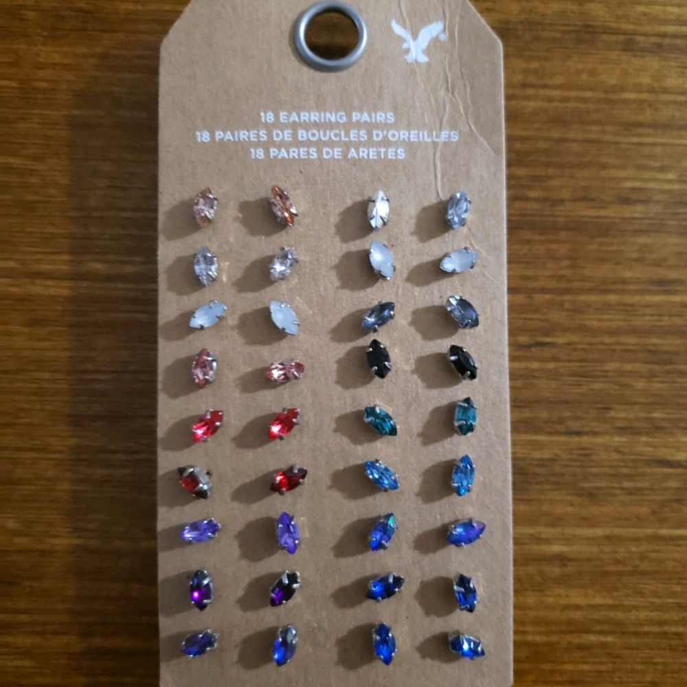 American Eagle 18 pair earring sets